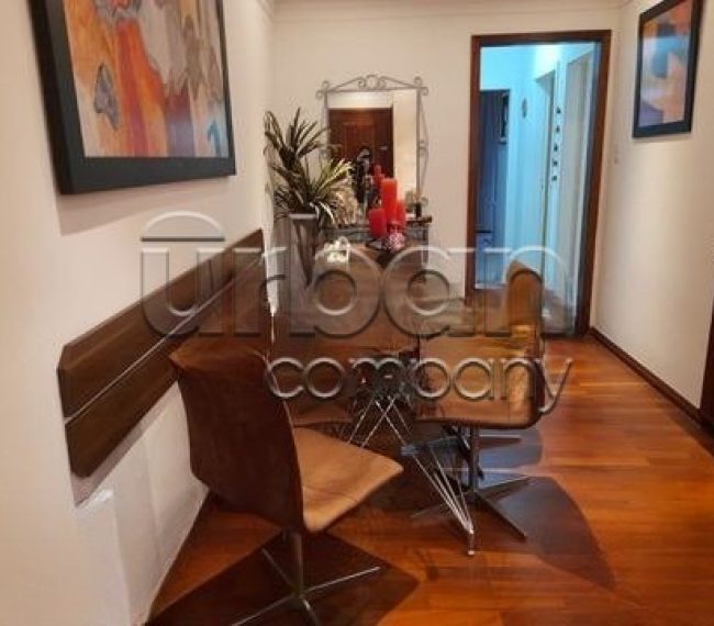 Apartamento com 99m², 3 quartos, 1 suíte, 1 vaga, no bairro Rio Branco em Porto Alegre