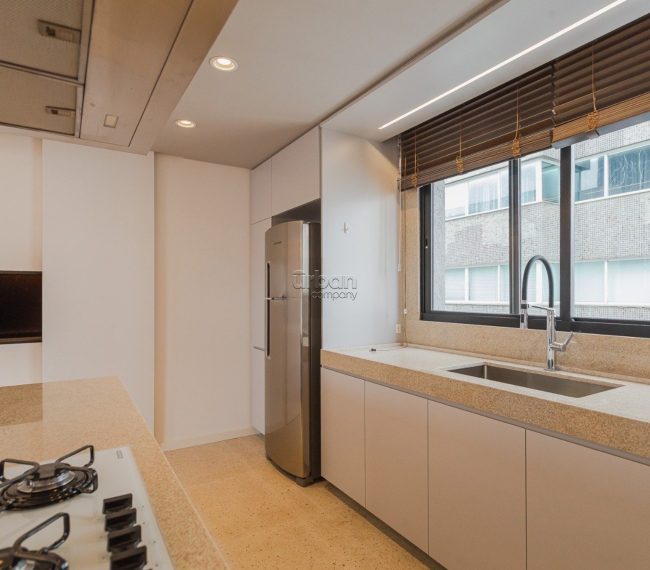 Apartamento com 110m², 2 quartos, 2 suítes, 2 vagas, no bairro Petrópolis em Porto Alegre