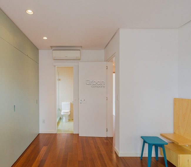 Apartamento com 110m², 2 quartos, 2 suítes, 2 vagas, no bairro Petrópolis em Porto Alegre