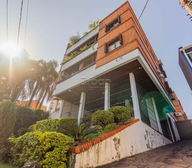 Cobertura com 238m², 3 quartos, 1 suíte, 2 vagas, no bairro Vila Jardim em Porto Alegre