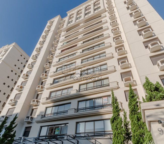 Apartamento com 97m², 3 quartos, 1 suíte, 2 vagas, no bairro Passo da Areia em Porto Alegre