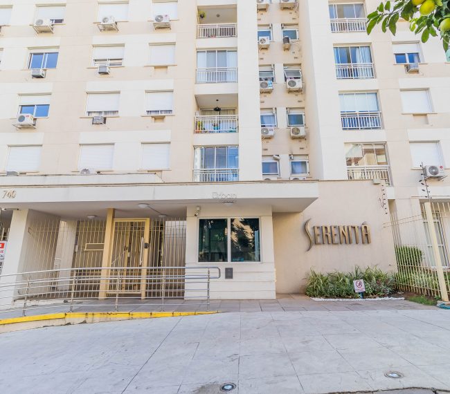 Apartamento com 63m², 2 quartos, 1 suíte, 2 vagas, no bairro Passo da Areia em Porto Alegre