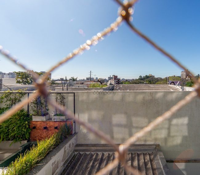 Apartamento com 108m², 3 quartos, 1 suíte, 2 vagas, no bairro Vila Ipiranga em Porto Alegre