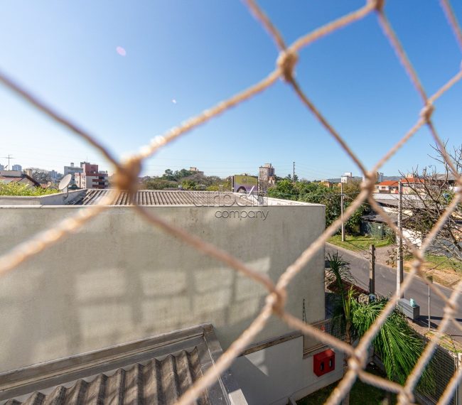 Apartamento com 108m², 3 quartos, 1 suíte, 2 vagas, no bairro Vila Ipiranga em Porto Alegre