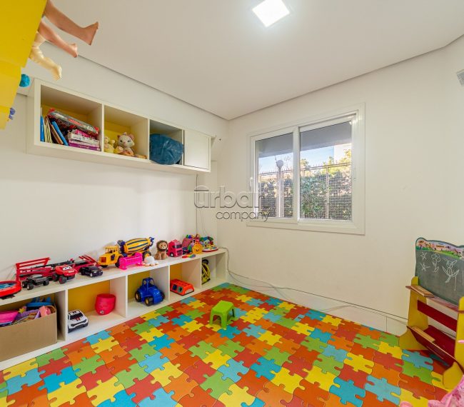 Apartamento com 108m², 3 quartos, 1 suíte, 2 vagas, no bairro Vila Ipiranga em Porto Alegre