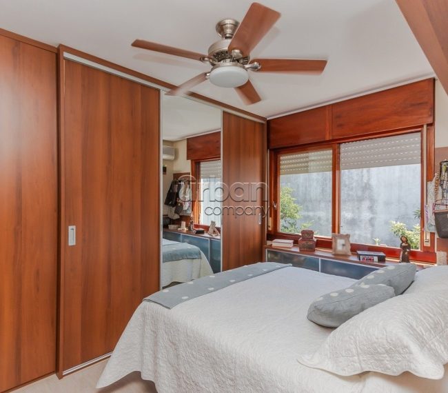 Cobertura com 165m², 3 quartos, 1 suíte, 2 vagas, no bairro Rio Branco em Porto Alegre