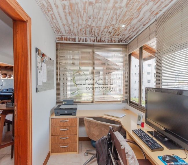 Cobertura com 165m², 3 quartos, 1 suíte, 2 vagas, no bairro Rio Branco em Porto Alegre