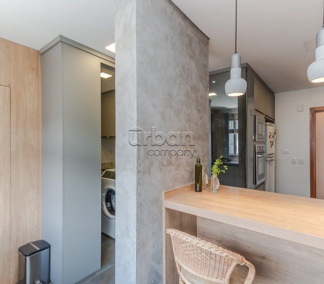 Cobertura com 165m², 3 quartos, 1 suíte, 2 vagas, no bairro Rio Branco em Porto Alegre