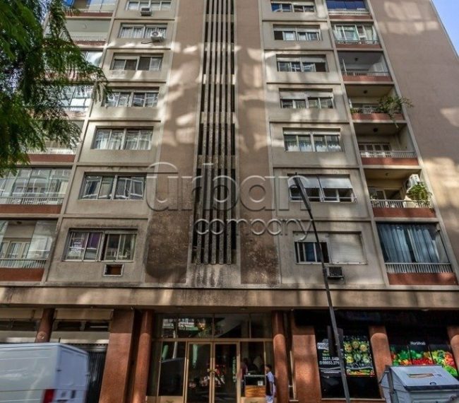 Apartamento com 185m², 3 quartos, 1 suíte, 1 vaga, no bairro Moinhos de Vento em Porto Alegre