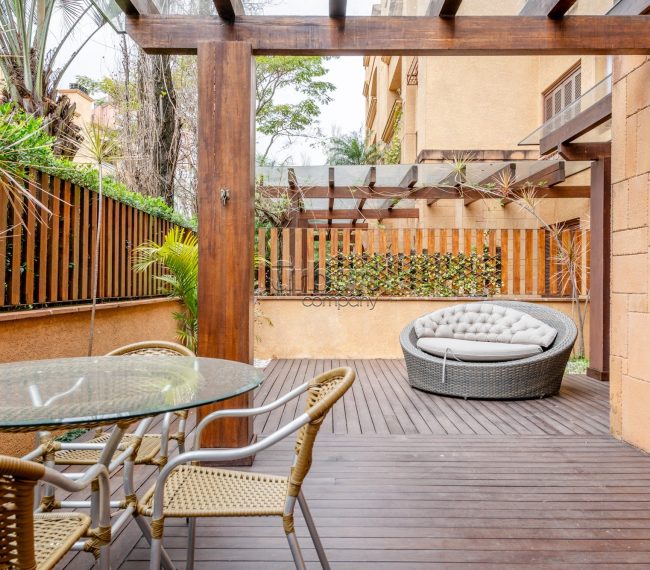 Apartamento Garden com 190m², 3 quartos, 3 suítes, 2 vagas, no bairro Chácara Das Pedras em Porto Alegre