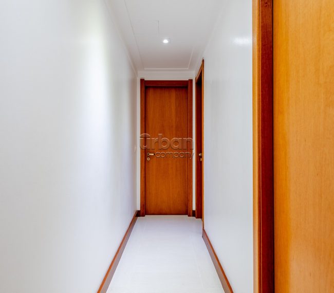 Apartamento Garden com 190m², 3 quartos, 3 suítes, 2 vagas, no bairro Chácara Das Pedras em Porto Alegre