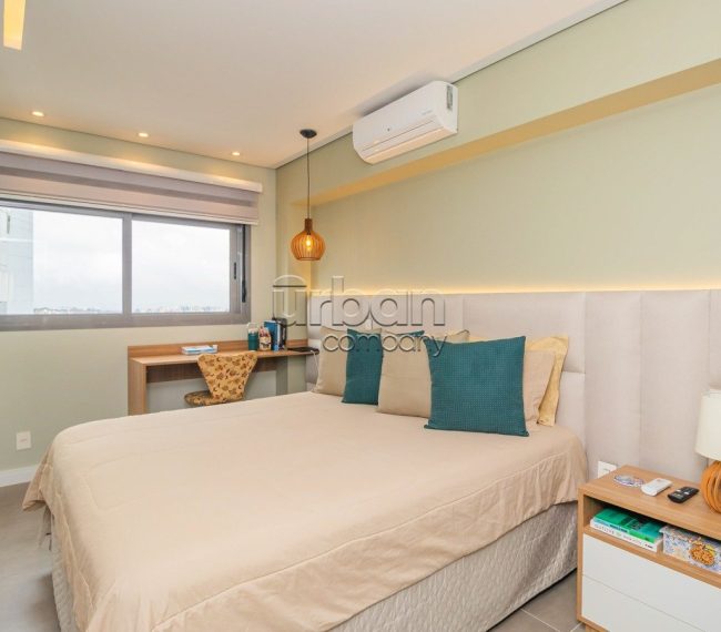 Apartamento com 56m², 1 quarto, 1 suíte, 1 vaga, no bairro Chácara Das Pedras em Porto Alegre