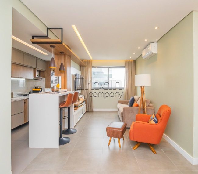 Apartamento com 56m², 1 quarto, 1 suíte, 1 vaga, no bairro Chácara Das Pedras em Porto Alegre