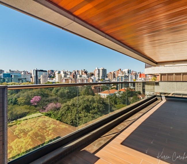 Apartamento com 252m², 3 quartos, 3 suítes, 3 vagas, no bairro Moinhos de Vento em Porto Alegre