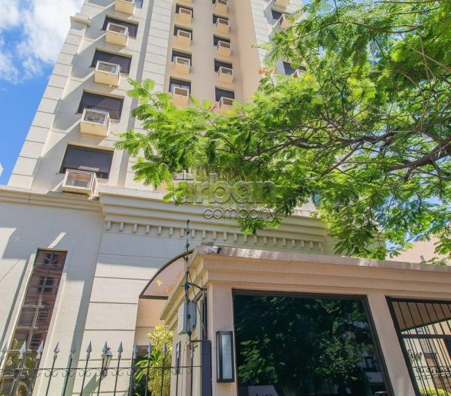 Apartamento com 74m², 2 quartos, 1 suíte, 2 vagas, no bairro Jardim Botânico em Porto Alegre