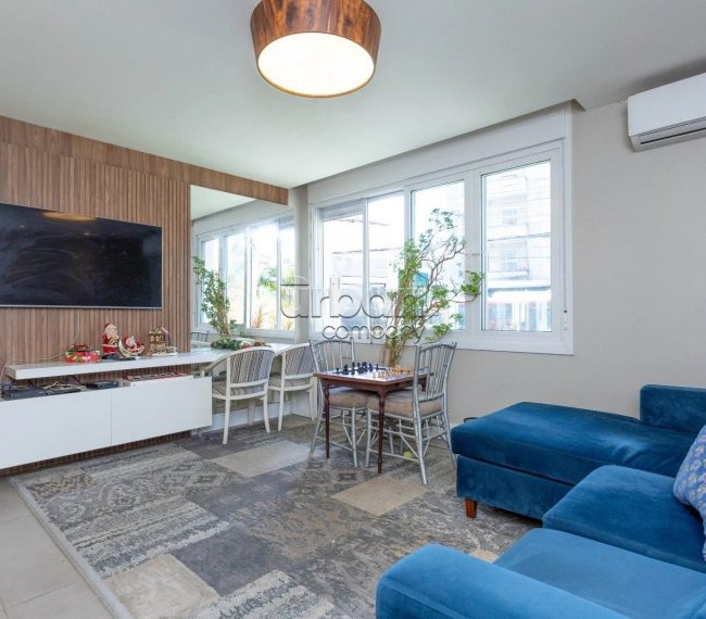 Apartamento com 75m², 2 quartos, 1 suíte, 1 vaga, no bairro Moinhos de Vento em Porto Alegre