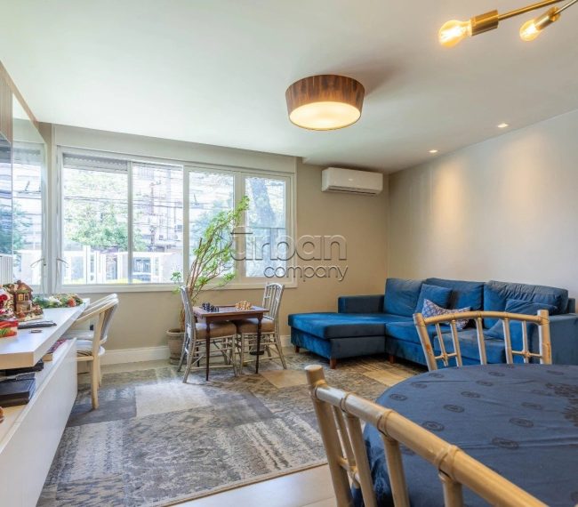 Apartamento com 75m², 2 quartos, 1 suíte, 1 vaga, no bairro Moinhos de Vento em Porto Alegre