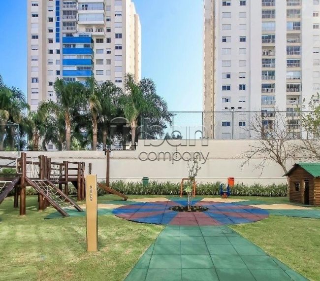 Apartamento com 146m², 3 quartos, 3 suítes, 4 vagas, no bairro Jardim Europa em Porto Alegre