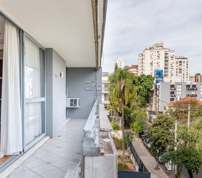 Apartamento com 277m², 3 quartos, 1 suíte, 2 vagas, no bairro Auxiliadora em Porto Alegre