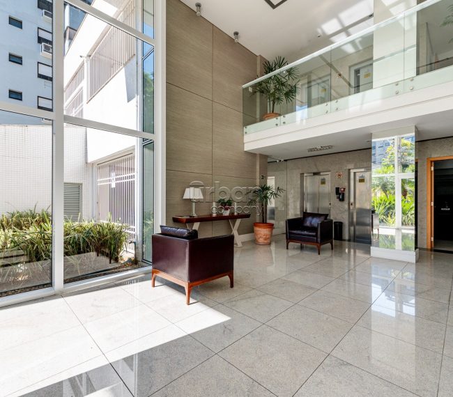 Apartamento com 62m², 1 quarto, 1 suíte, 2 vagas, no bairro Rio Branco em Porto Alegre