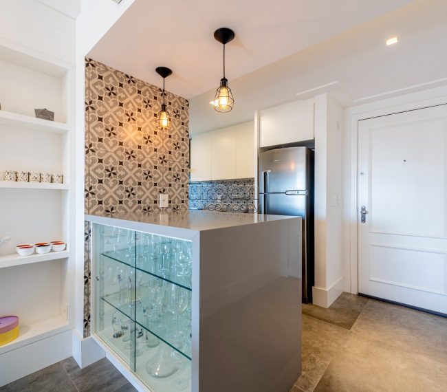 Apartamento com 62m², 1 quarto, 1 suíte, 2 vagas, no bairro Rio Branco em Porto Alegre