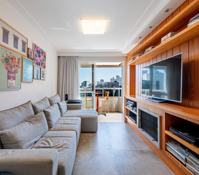 Apartamento com 62m², 1 quarto, 1 suíte, 2 vagas, no bairro Rio Branco em Porto Alegre