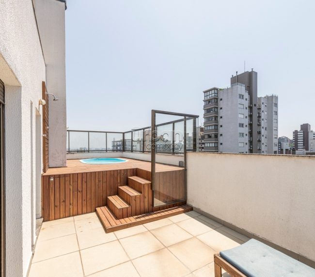 Apartamento com 79m², 2 quartos, 1 suíte, 2 vagas, no bairro Petrópolis em Porto Alegre