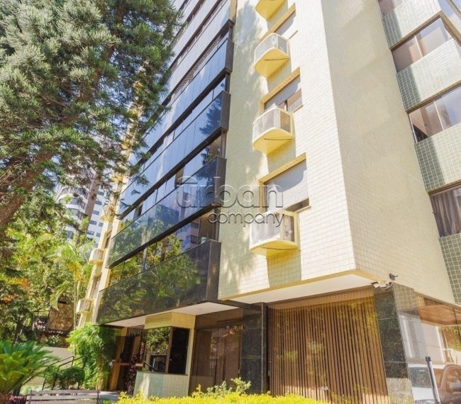 Apartamento com 122m², 3 quartos, 1 suíte, 2 vagas, no bairro Auxiliadora em Porto Alegre