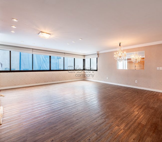 Apartamento com 157m², 4 quartos, 2 suítes, 4 vagas, no bairro Higienópolis em Porto Alegre