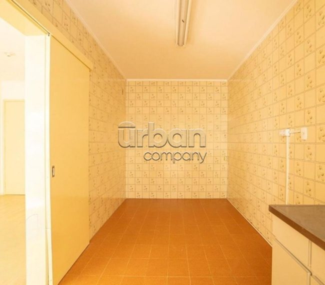 Apartamento com 68m², 2 quartos, 1 vaga, no bairro Santa Cecília em Porto Alegre