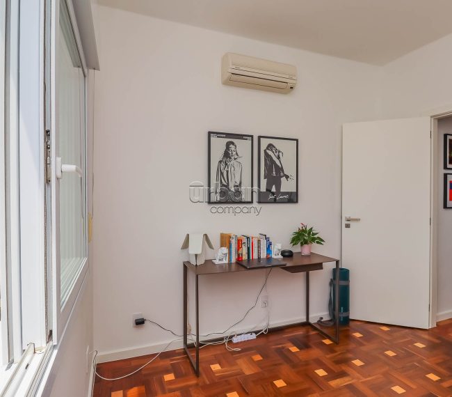 Apartamento com 110m², 2 quartos, 1 suíte, no bairro Rio Branco em Porto Alegre