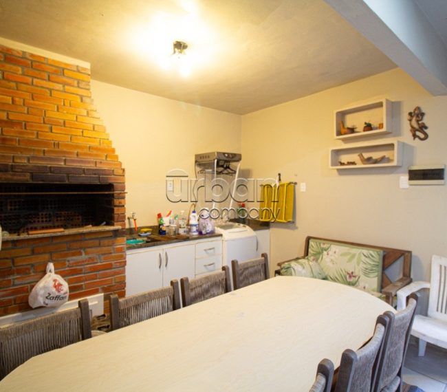 Apartamento Garden com 69m², 2 quartos, 1 suíte, 1 vaga, no bairro Auxiliadora em Porto Alegre