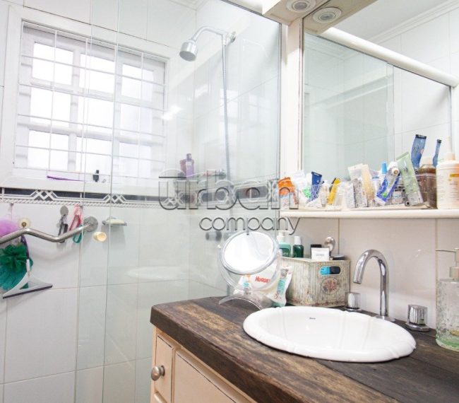 Apartamento Garden com 69m², 2 quartos, 1 suíte, 1 vaga, no bairro Auxiliadora em Porto Alegre
