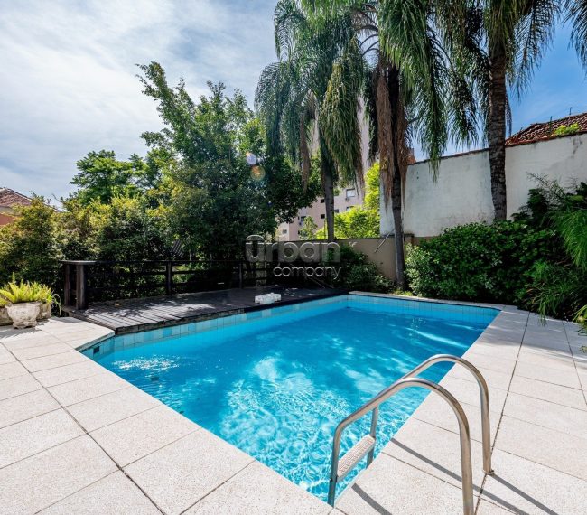 Apartamento com 209m², 4 quartos, 1 suíte, 2 vagas, no bairro Mont Serrat em Porto Alegre