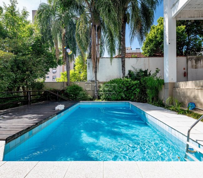 Apartamento com 209m², 4 quartos, 1 suíte, 2 vagas, no bairro Mont Serrat em Porto Alegre