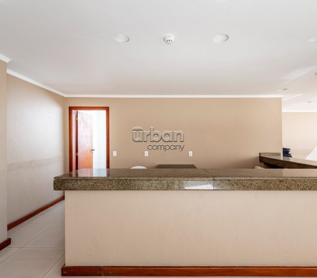 Apartamento com 209m², 4 quartos, 1 suíte, 2 vagas, no bairro Mont Serrat em Porto Alegre