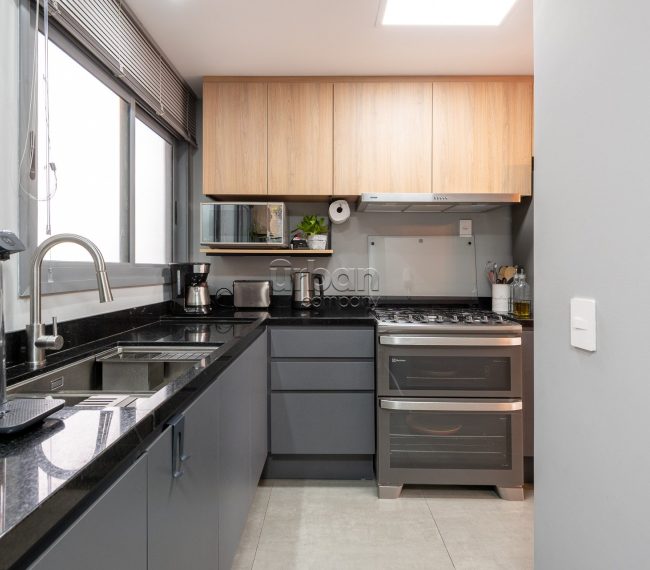 Apartamento com 98m², 3 quartos, 2 suítes, 2 vagas, no bairro Petrópolis em Porto Alegre