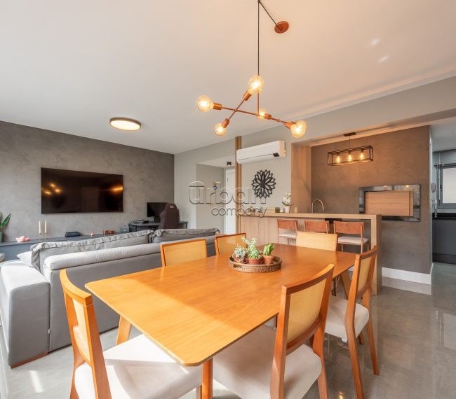 Apartamento com 98m², 3 quartos, 2 suítes, 2 vagas, no bairro Petrópolis em Porto Alegre