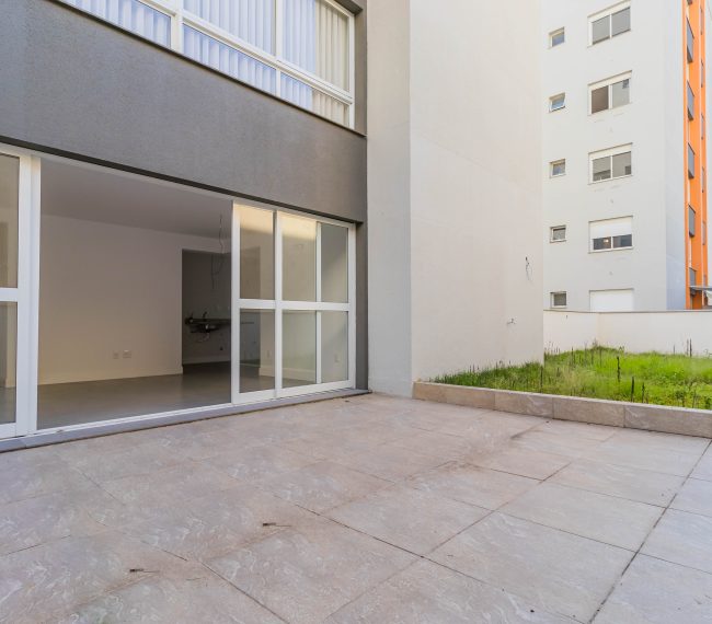 Apartamento Garden com 77m², 1 quarto, 1 suíte, 1 vaga, no bairro Passo da Areia em Porto Alegre