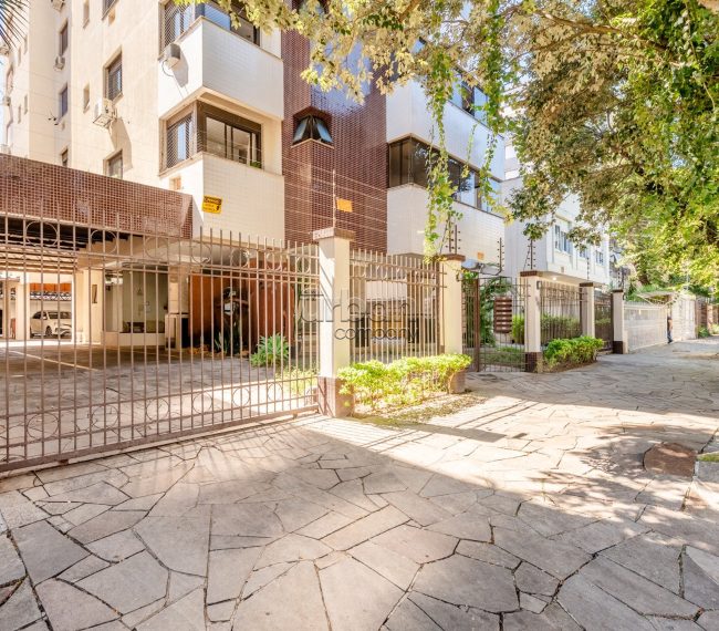 Apartamento com 109m², 3 quartos, 1 suíte, 2 vagas, no bairro Higienópolis em Porto Alegre