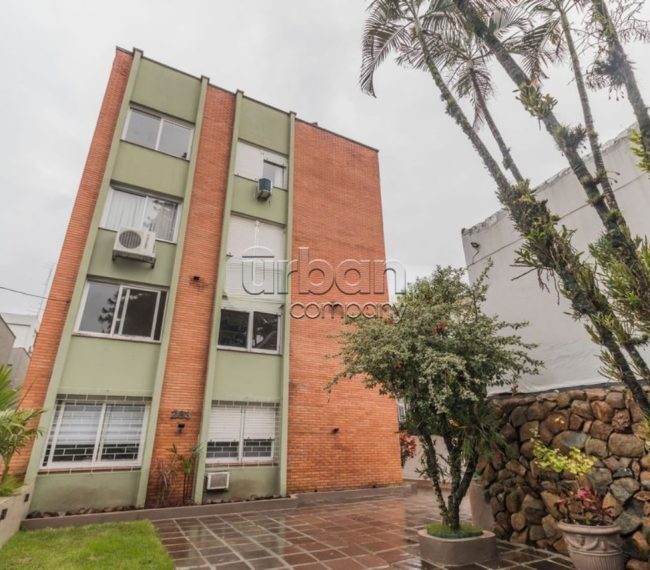 Cobertura com 196m², 4 quartos, 1 suíte, 2 vagas, no bairro Moinhos de Vento em Porto Alegre