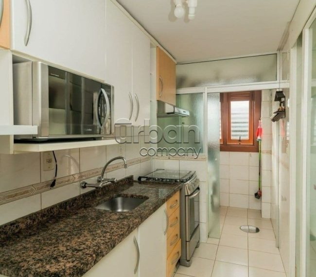 Apartamento com 55m², 2 quartos, 1 suíte, 1 vaga, no bairro Passo da Areia em Porto Alegre