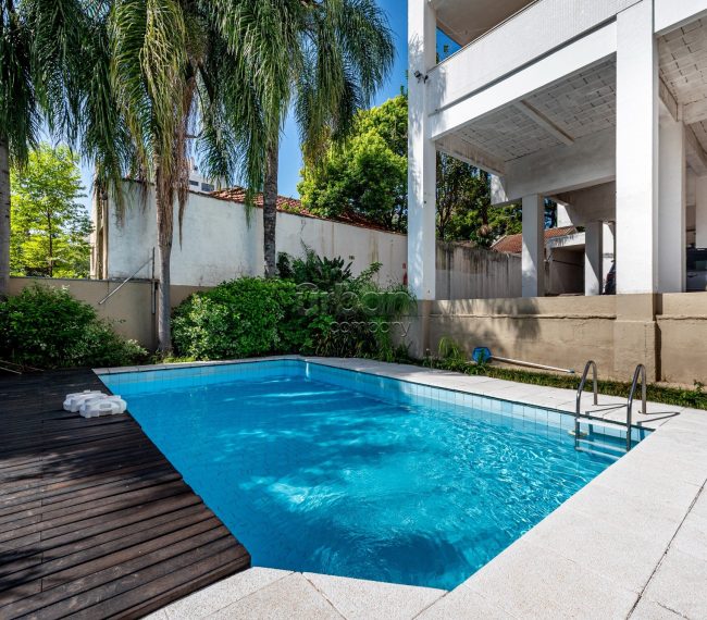 Apartamento com 209m², 4 quartos, 1 suíte, 2 vagas, no bairro Mont Serrat em Porto Alegre