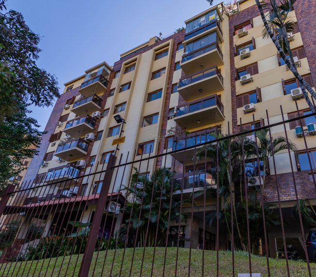 Apartamento com 110m², 3 quartos, 1 suíte, 1 vaga, no bairro Petrópolis em Porto Alegre