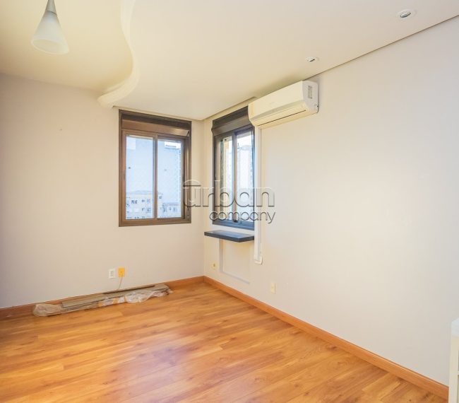 Apartamento com 88m², 3 quartos, 1 suíte, 1 vaga, no bairro Cidade Baixa em Porto Alegre
