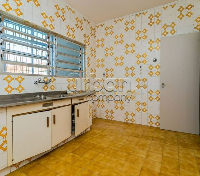 Apartamento com 189m², 4 quartos, 2 vagas, no bairro Rio Branco em Porto Alegre