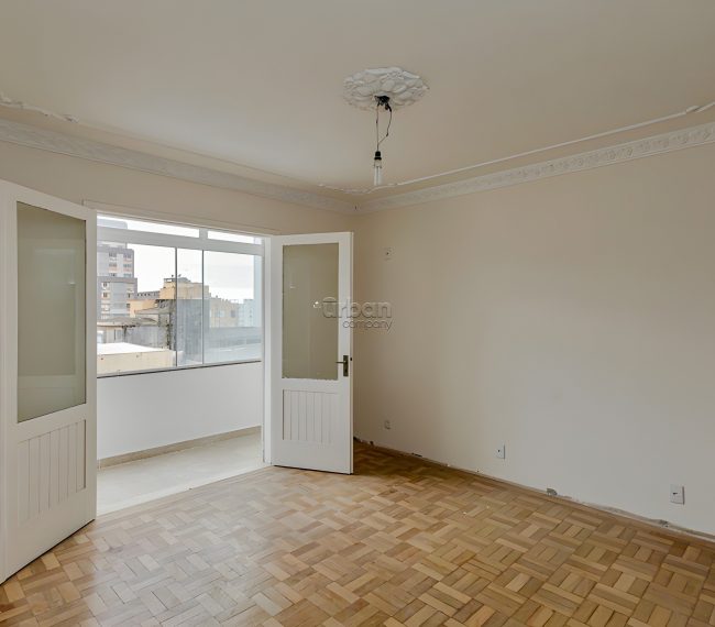 Apartamento com 175m², 3 quartos, 1 suíte, 1 vaga, no bairro Independência em Porto Alegre