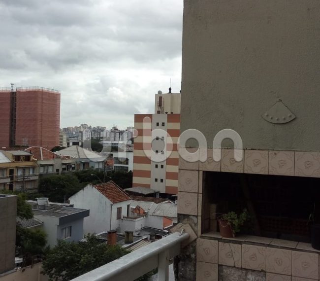 Apartamento com 112m², 3 quartos, 1 suíte, 1 vaga, no bairro Menino Deus em Porto Alegre