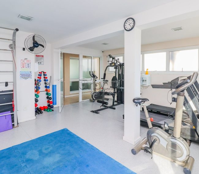 Apartamento com 79m², 3 quartos, 1 suíte, 2 vagas, no bairro Passo da Areia em Porto Alegre