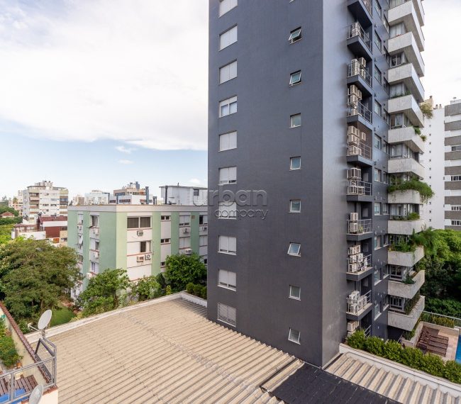 Cobertura com 244m², 3 quartos, 1 suíte, 2 vagas, no bairro Petrópolis em Porto Alegre